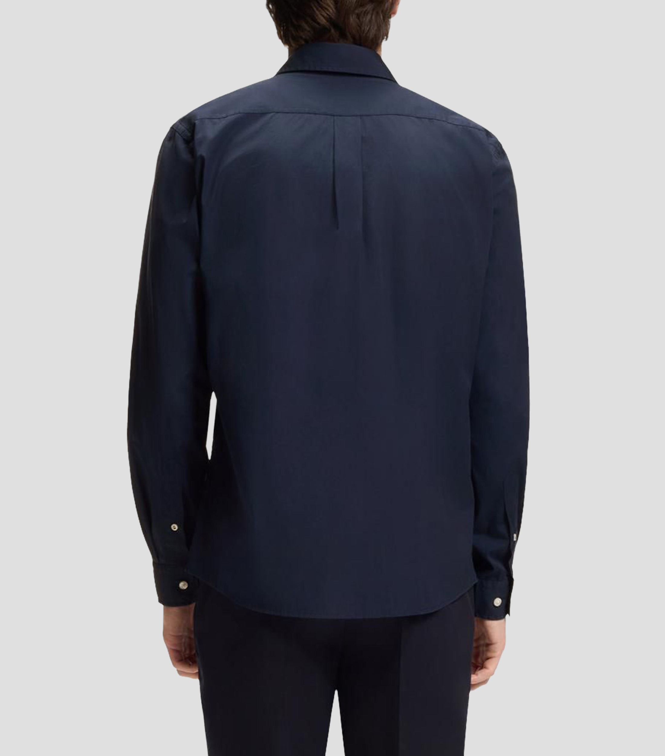 Camisa slim en popelín de algodón de tacto suave Hombre